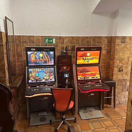 Hotel Alte Wache Mariental Экстерьер фото