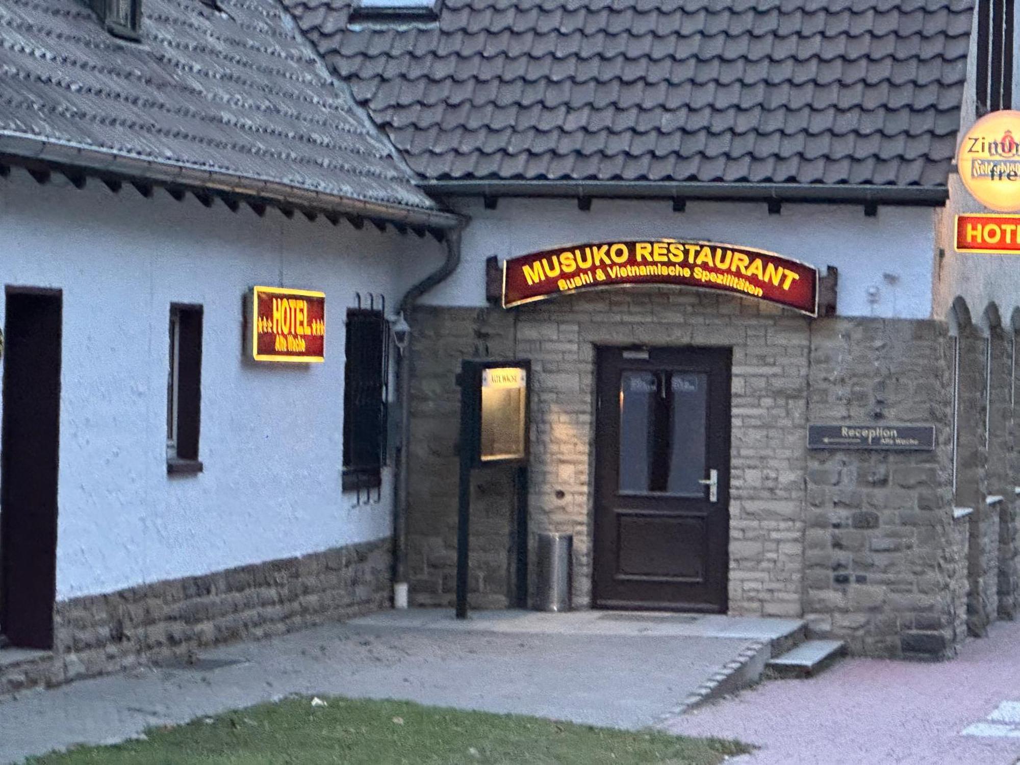 Hotel Alte Wache Mariental Экстерьер фото