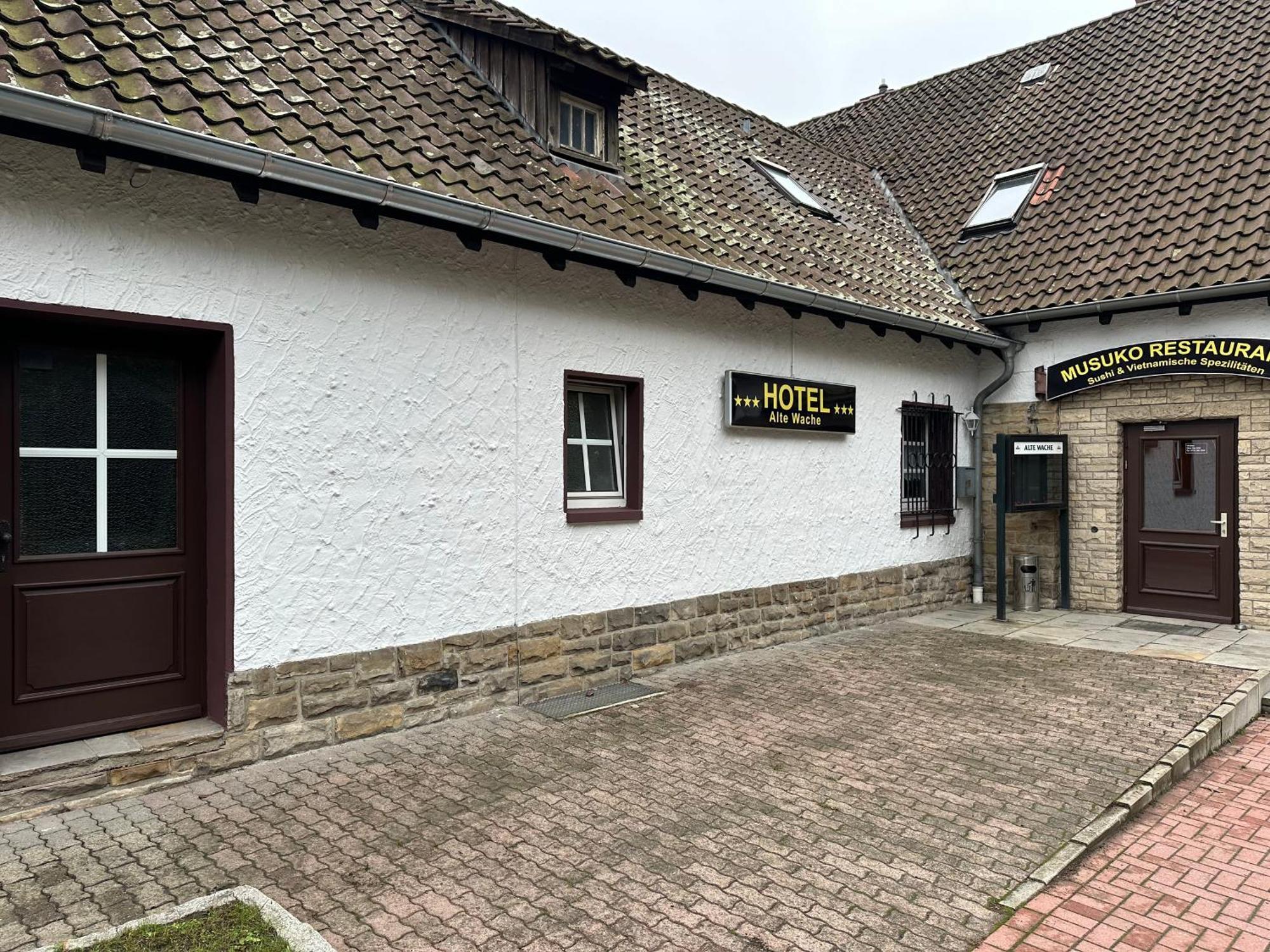 Hotel Alte Wache Mariental Экстерьер фото